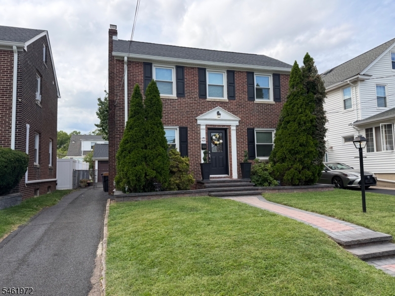 830 Travers St, Union Twp.