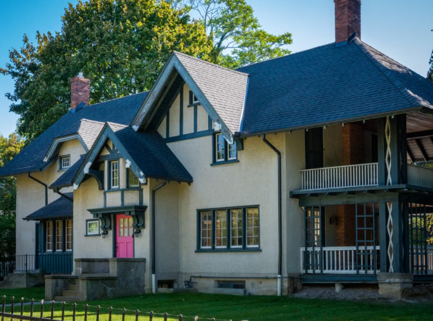 Kenilworth Nitschke House Unveils New Timeline During Four Centuries