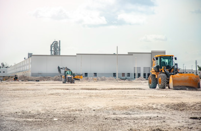 Oakland Park Construction Begins as Springfield Faces Firm Sept. 1 Deadline