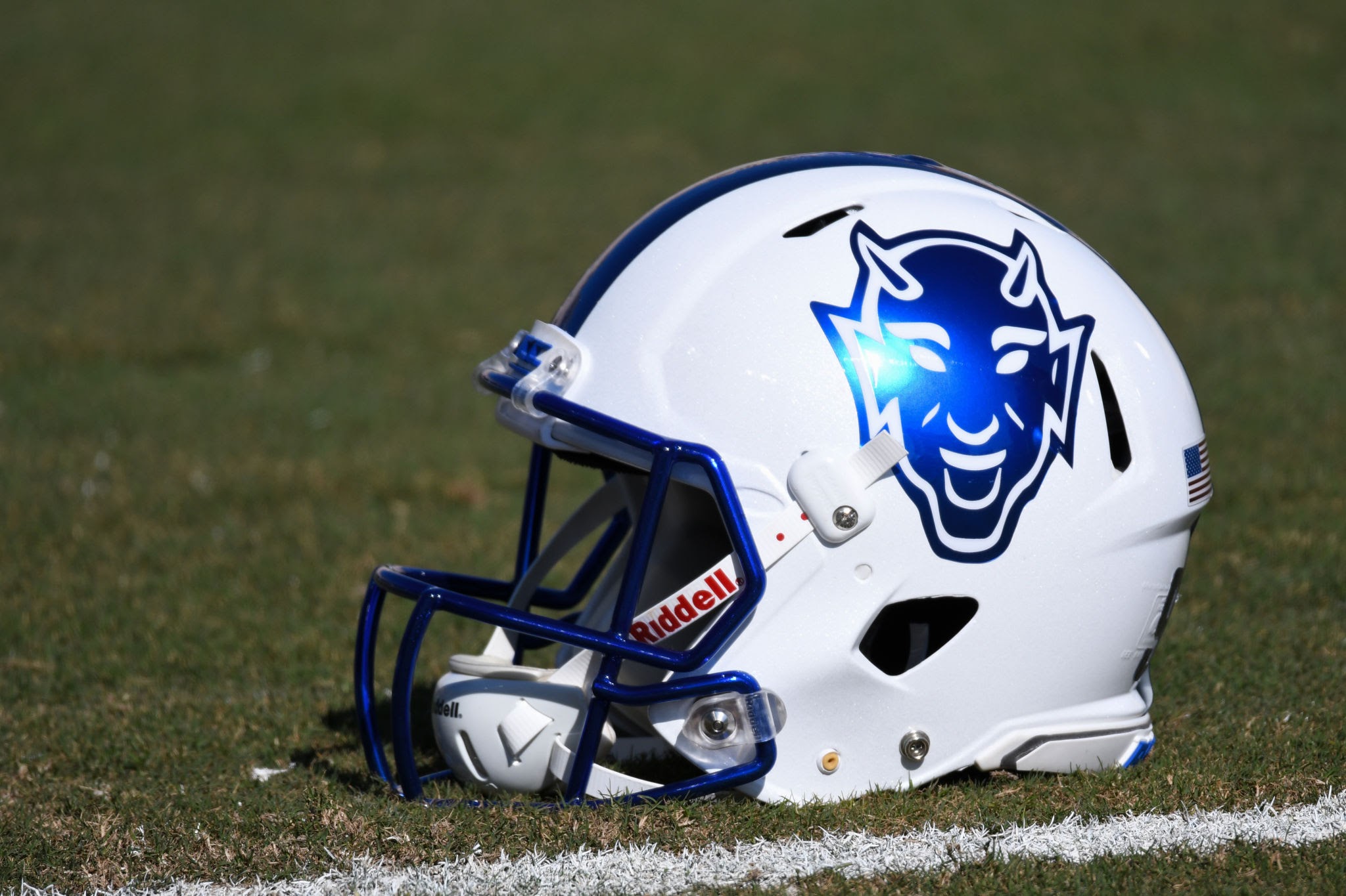 Westfield Football Defeats Scotch Plains Fanwood 33 to 28 Late