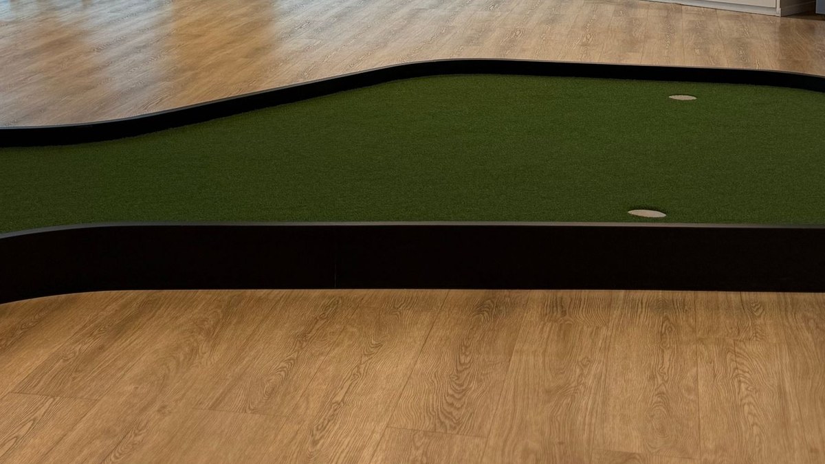 Springfield Kids' Indoor Golf Classes at Chisholm Run Through Dec. 7