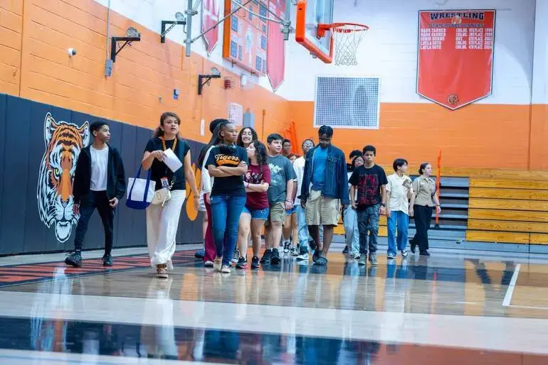 Linden Schools Welcome Sixth- and Ninth-Graders Before First Bell